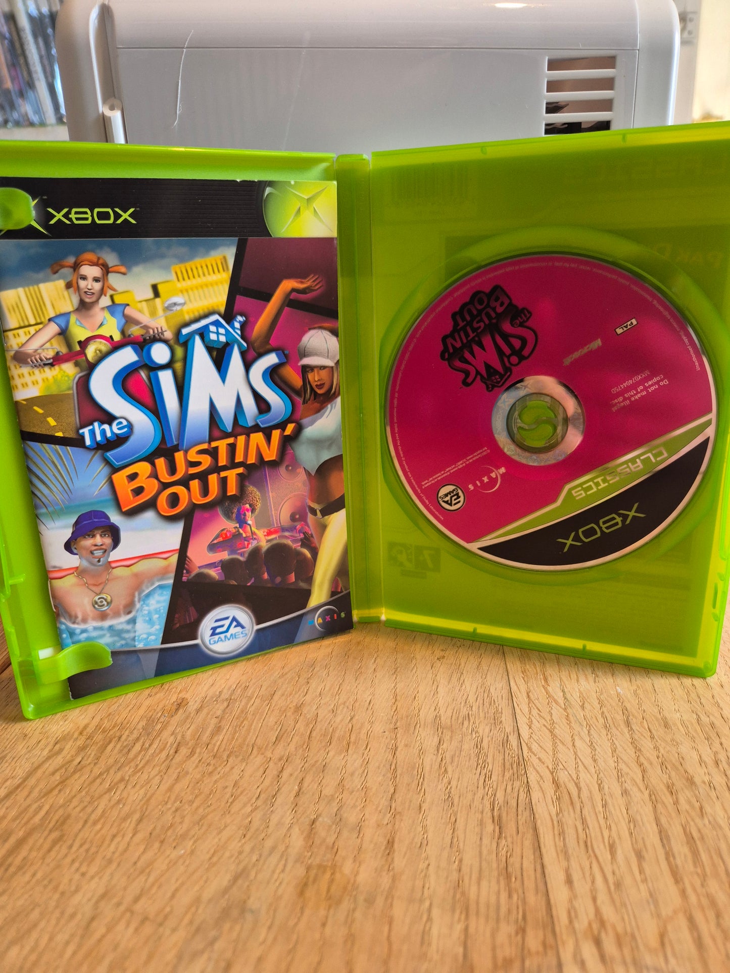 The Sims 2 Bustin Out Xbox Original