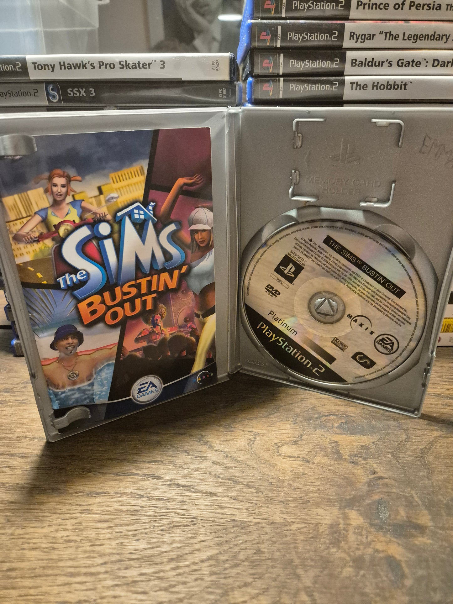 The Sims 2: Bustin'Out PS2