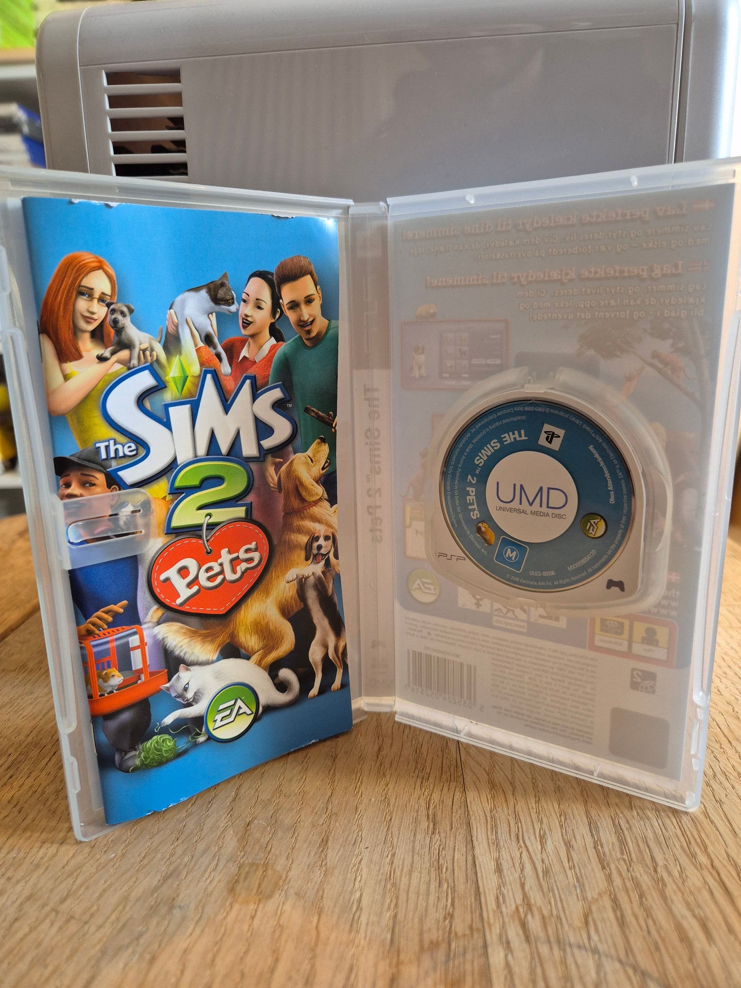 The Sims 2 PSP
