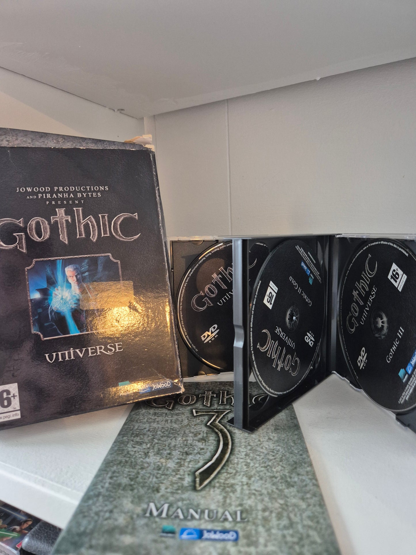 Gothic Universe BIG BOX