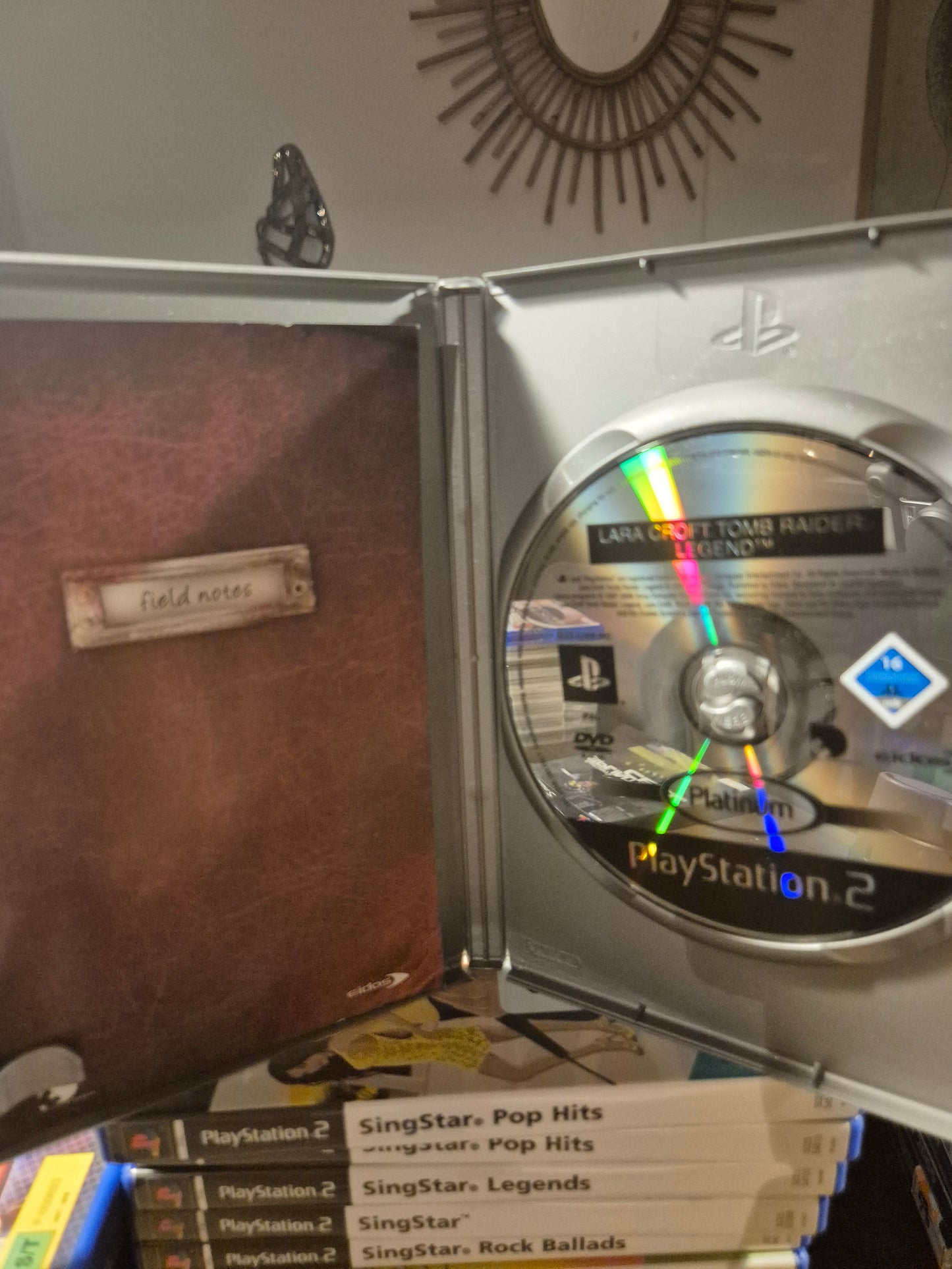 Lara Croft Tomb Raider Legend PS2