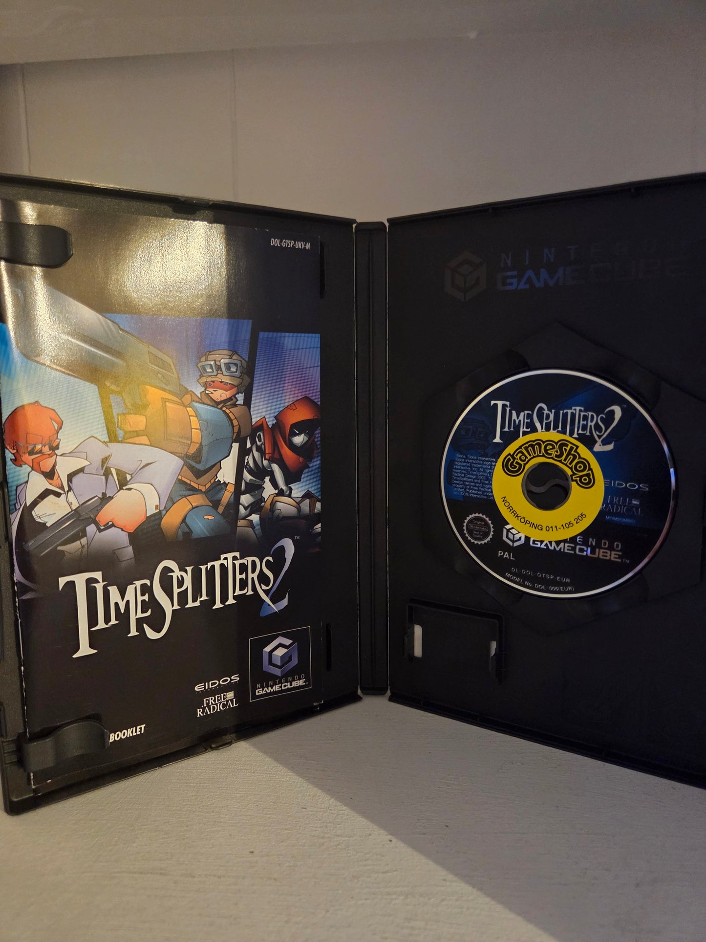 Time Splitters 2 Gamecube