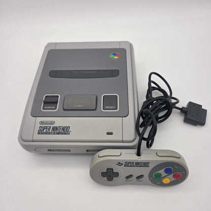 Nintendo SNES Konsol med OEM controller & kabler