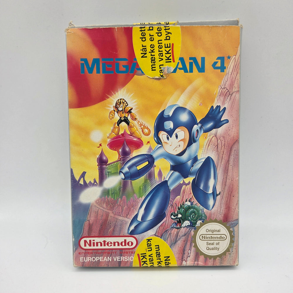 Mega Man 4 (NES - SCN) Boxed