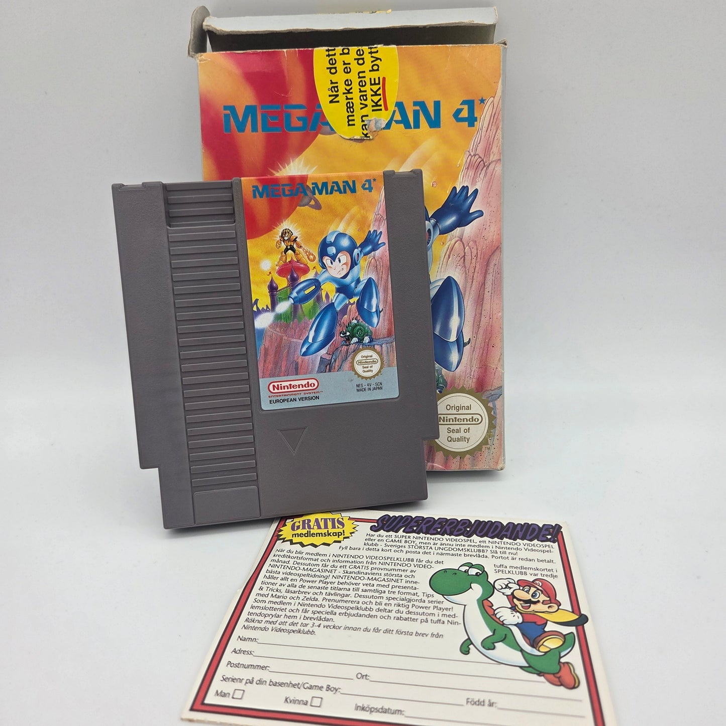 Mega Man 4 NES (Boxed)