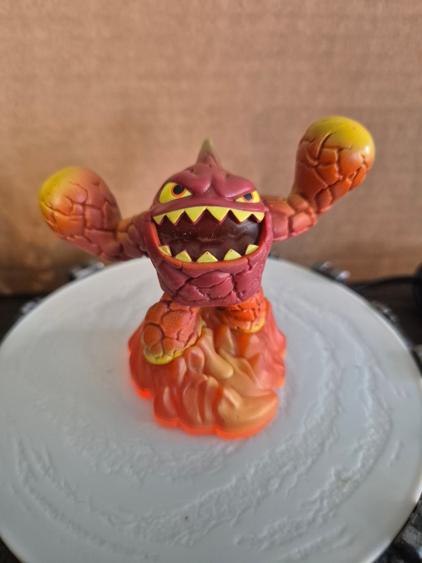 Eruptor Lightcore (Skylanders Giants)